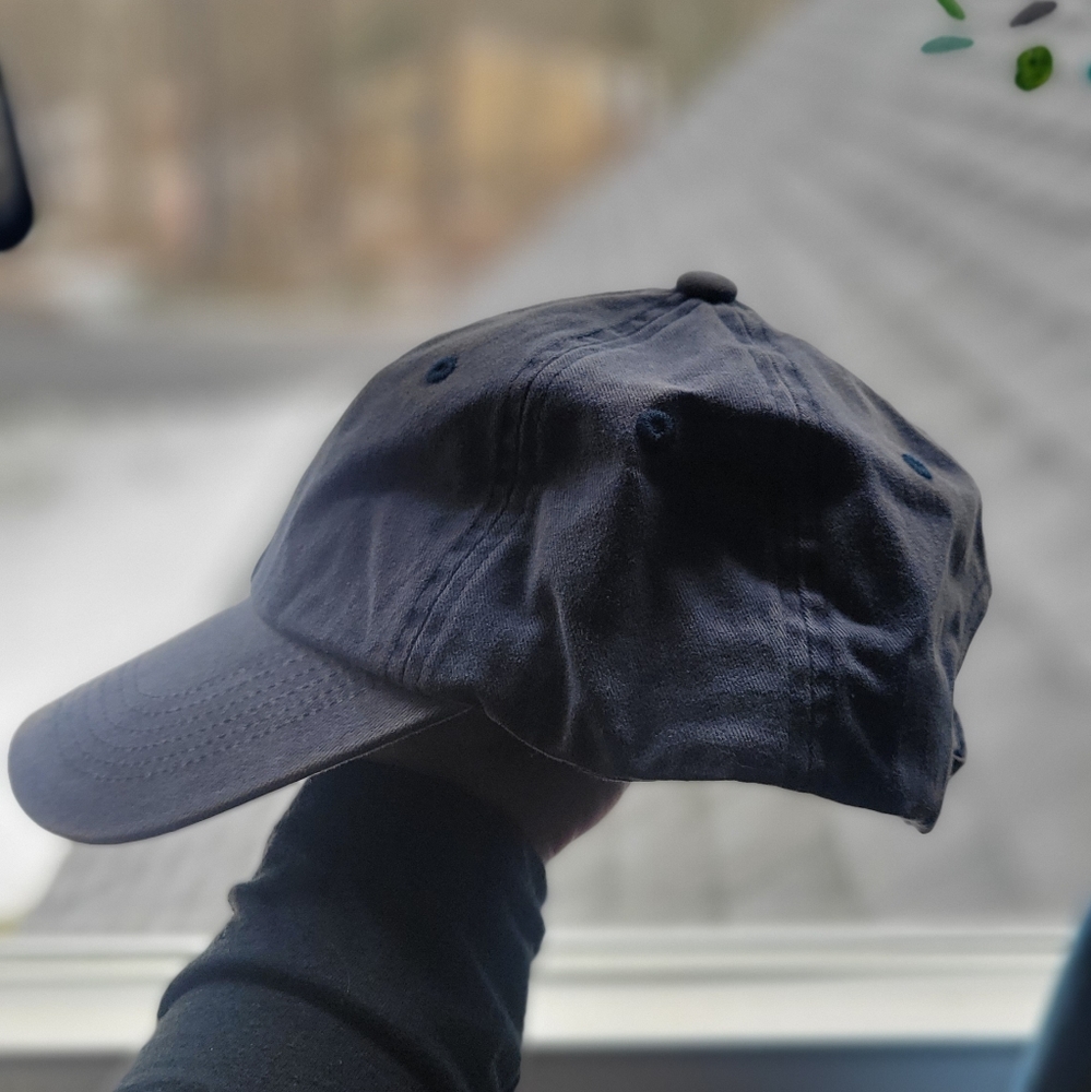 Navy baseball cap - Picture 2 of 3